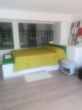 Studio with Pool Tavira Garden